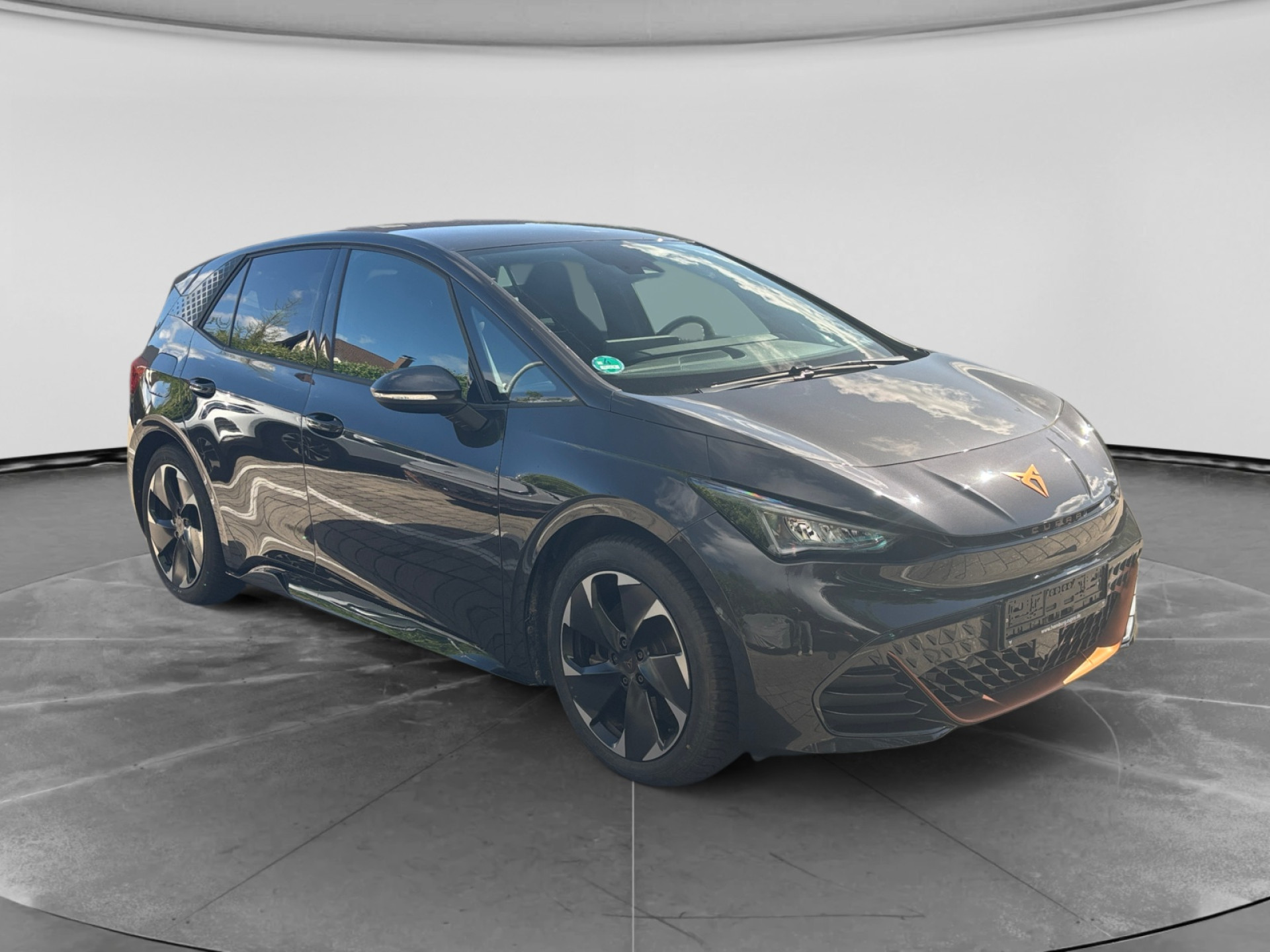 Born +NAVI+KAMERA+MAX 549KM+