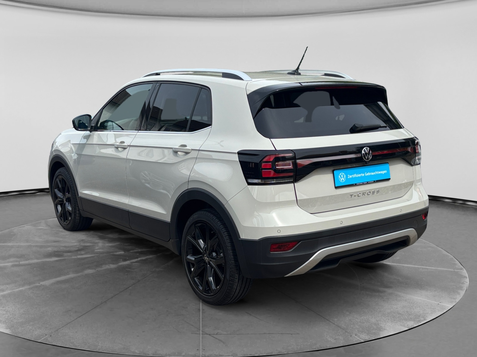T-Cross 1.0TSI DSG Style +ACC+AHK+APP-CONNECT+