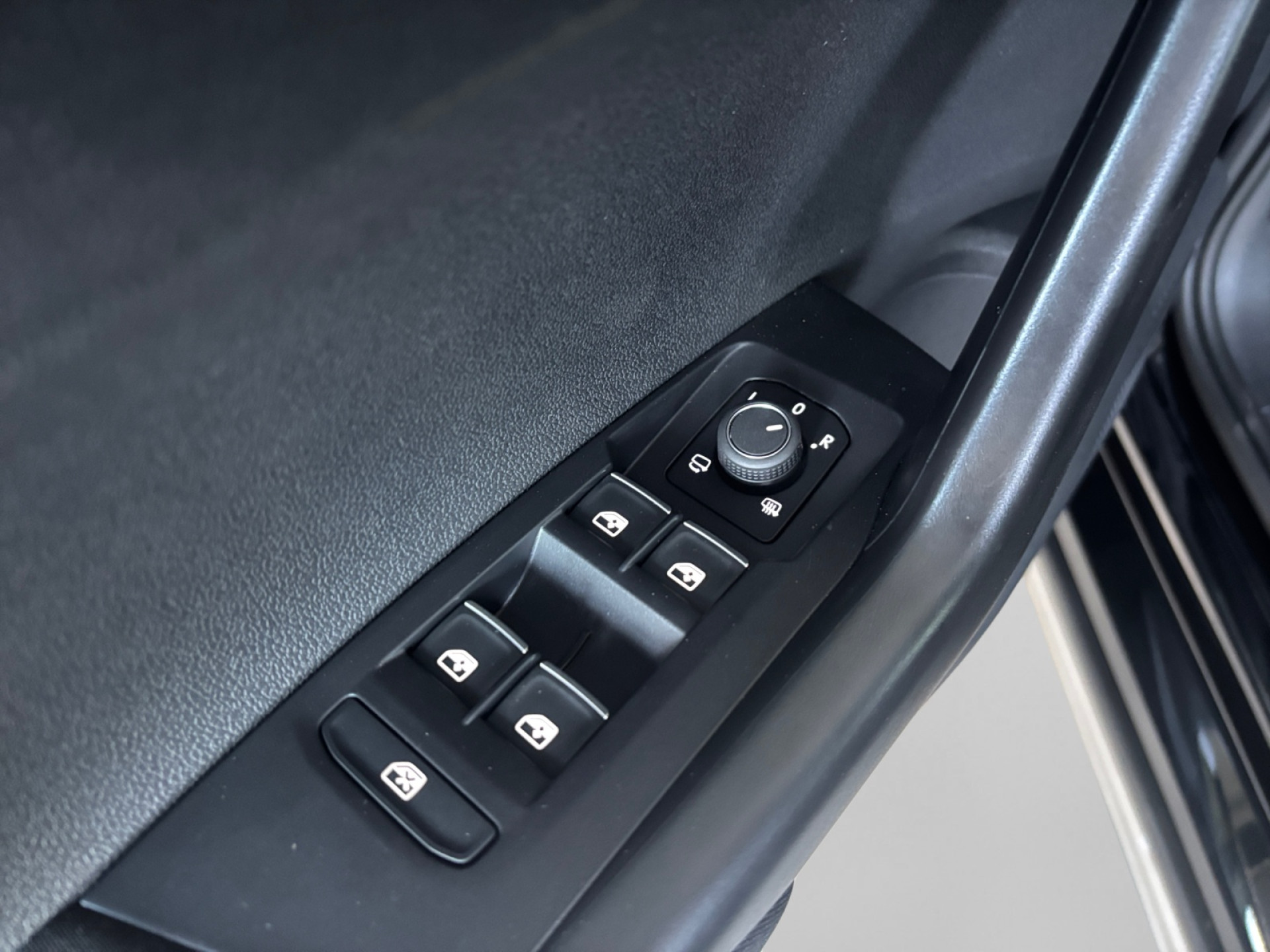 Taigo 1.5TSI DSG STYLE +NAVI+IQ-DRIVE+