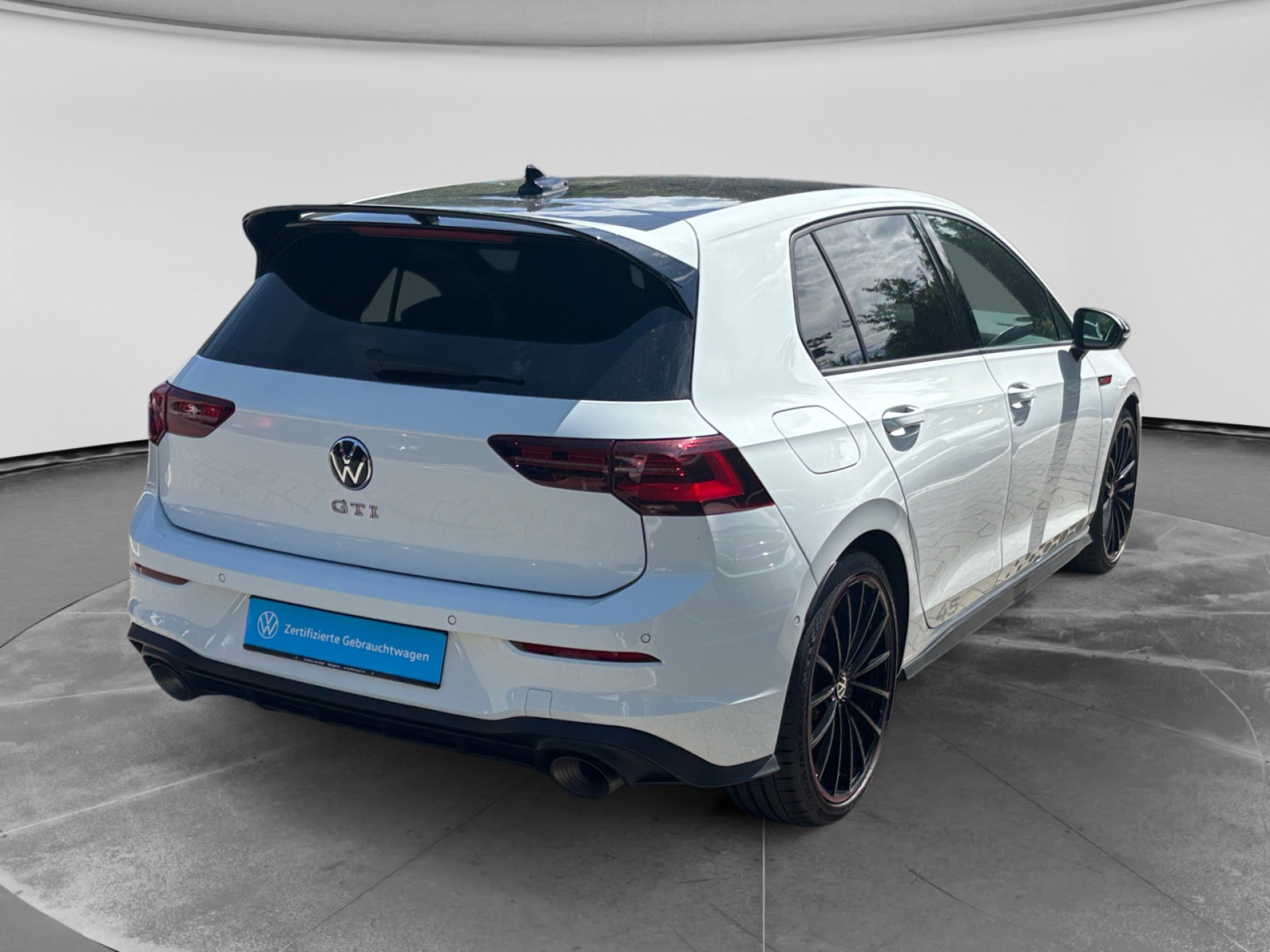 Golf VIII 2.0TSI GTI Clubsport45+AKRAPOVIC