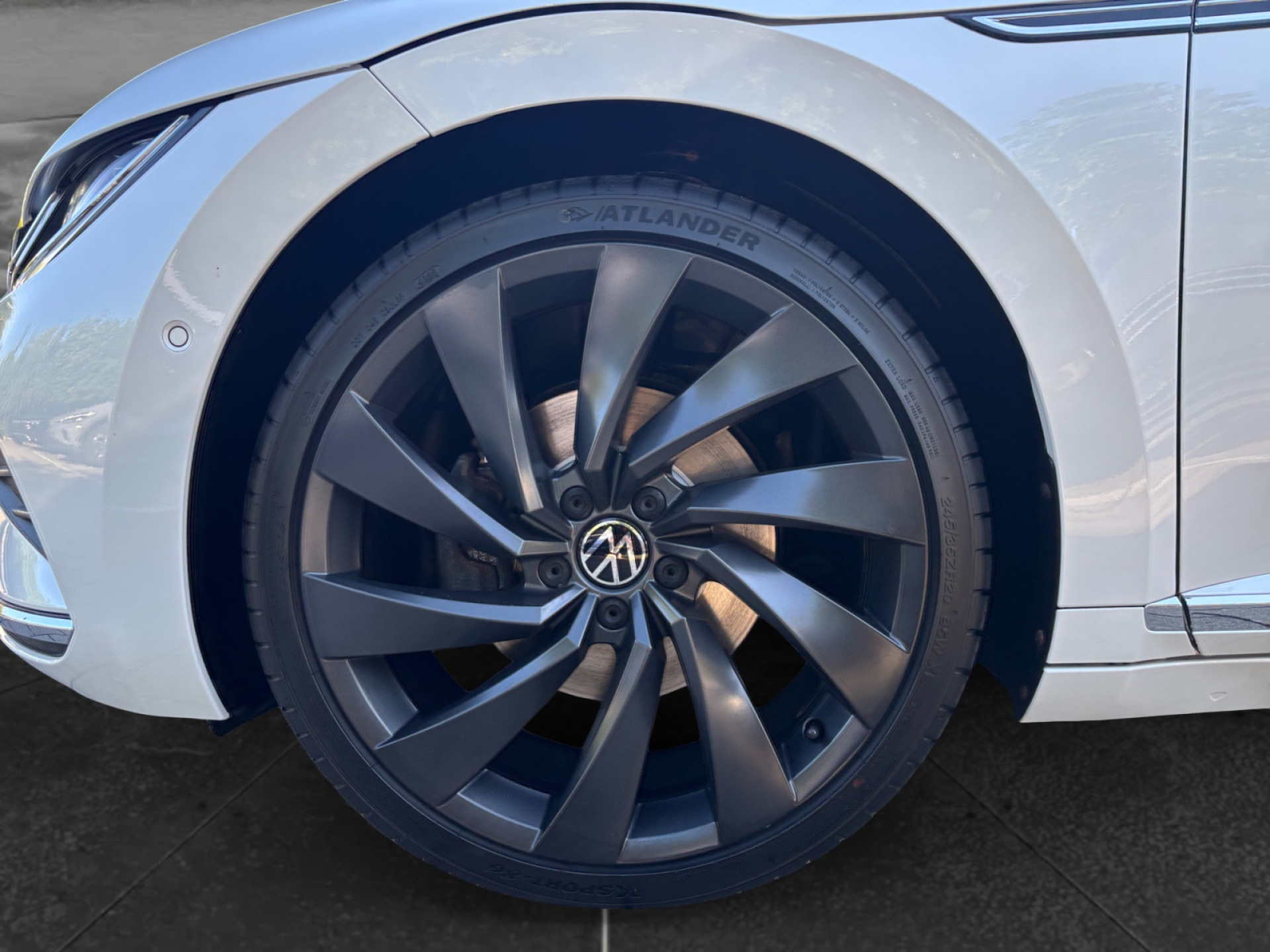 Arteon SB 2.0TDI DSG ELEGANCE +LEDER+AHK+