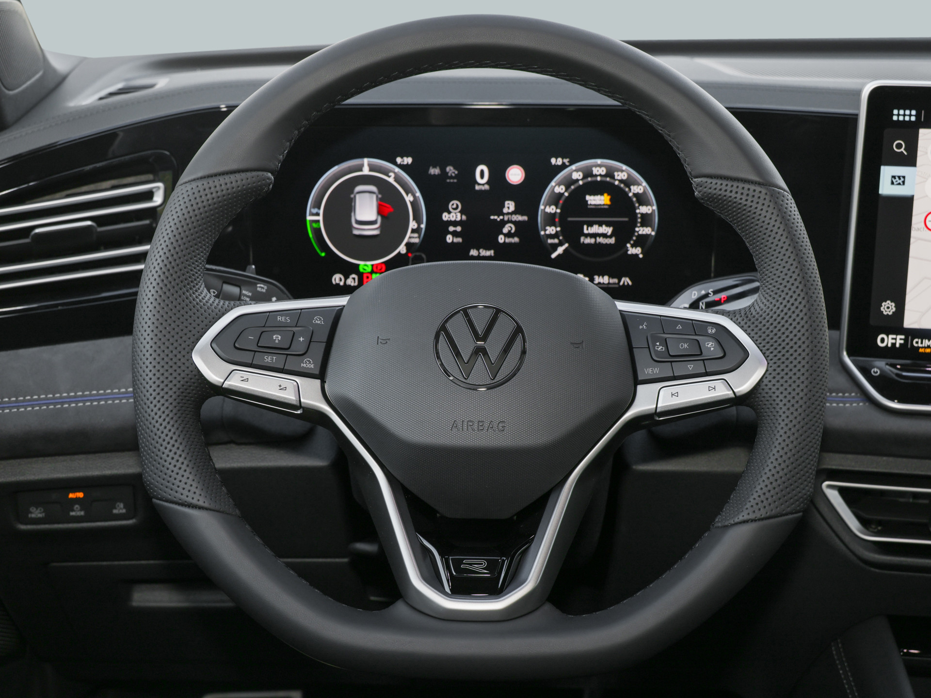 Tiguan 1.5 eHybrid R-Line +AHK+DCC+NAVI+