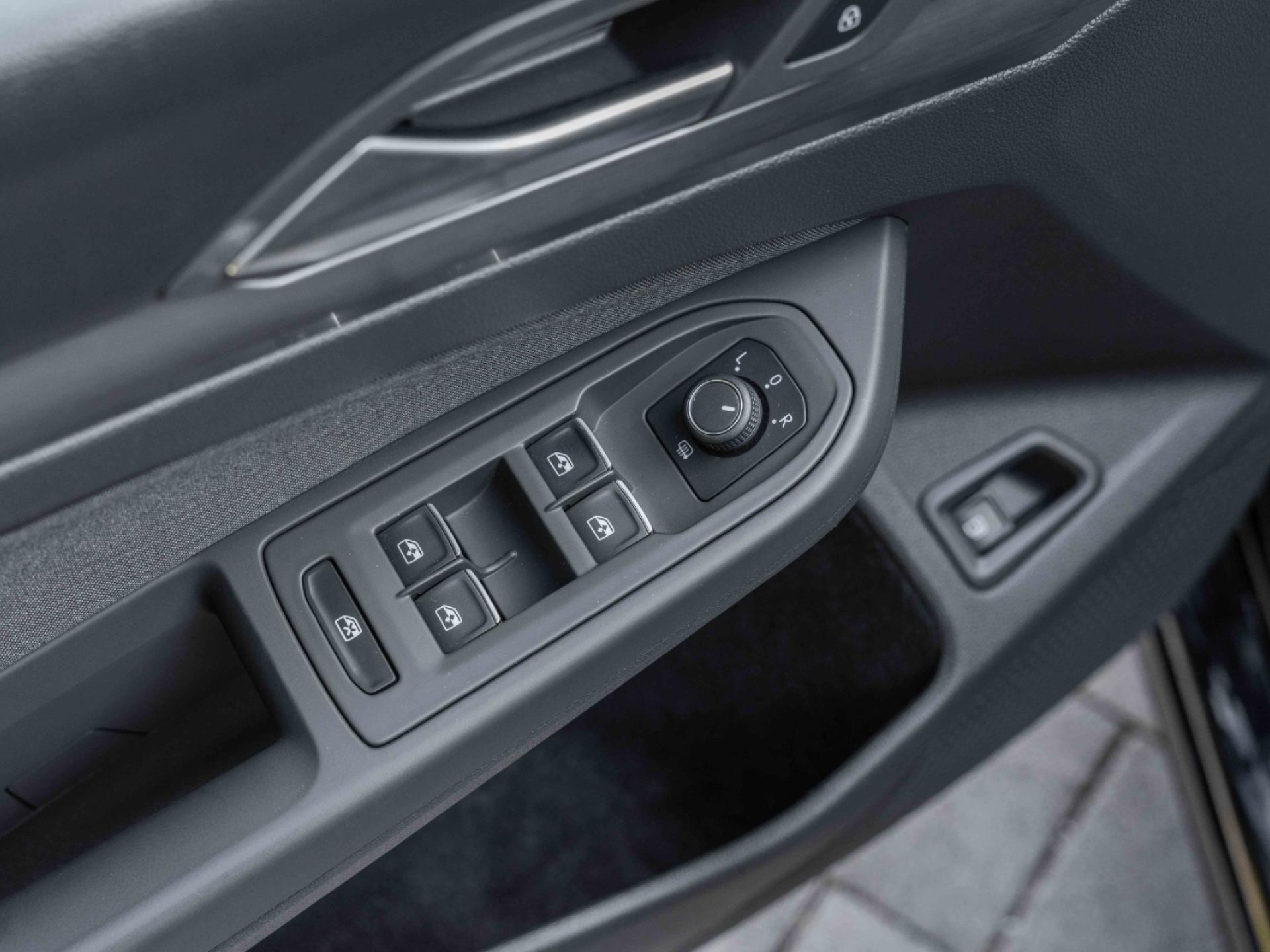 Golf VIII 1.4 eHybrid Style +ACC+REARVIEW+