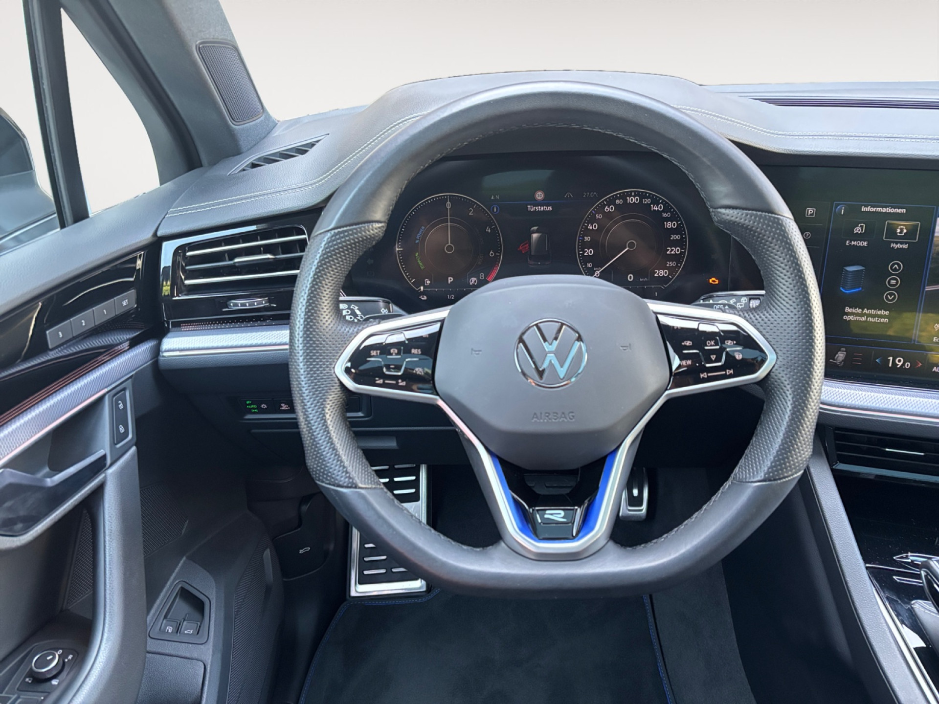 Touareg R 3.0TSI eHybrid +0,5-STEUER+AHK+