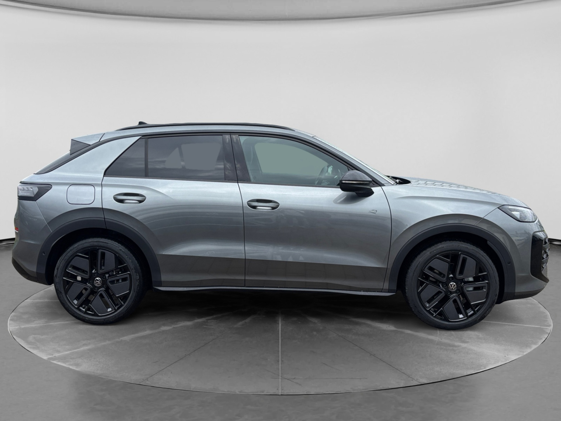 T-Roc 1.5eTSI DSG R-Line +AHK+BLACKSTYLE+