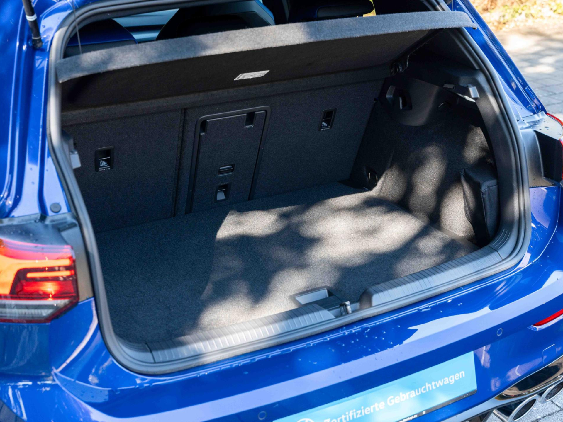 Golf R 2.0TSI R +NAVI+APP+IQ+