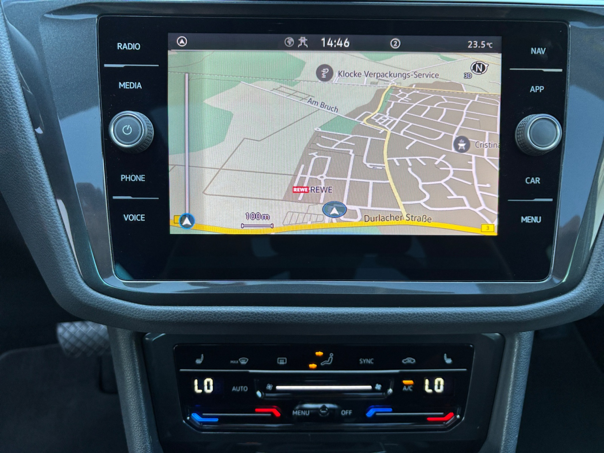 Tiguan 2.0TDI DSG +LEDER+AHK+STANDHEIZUNG+