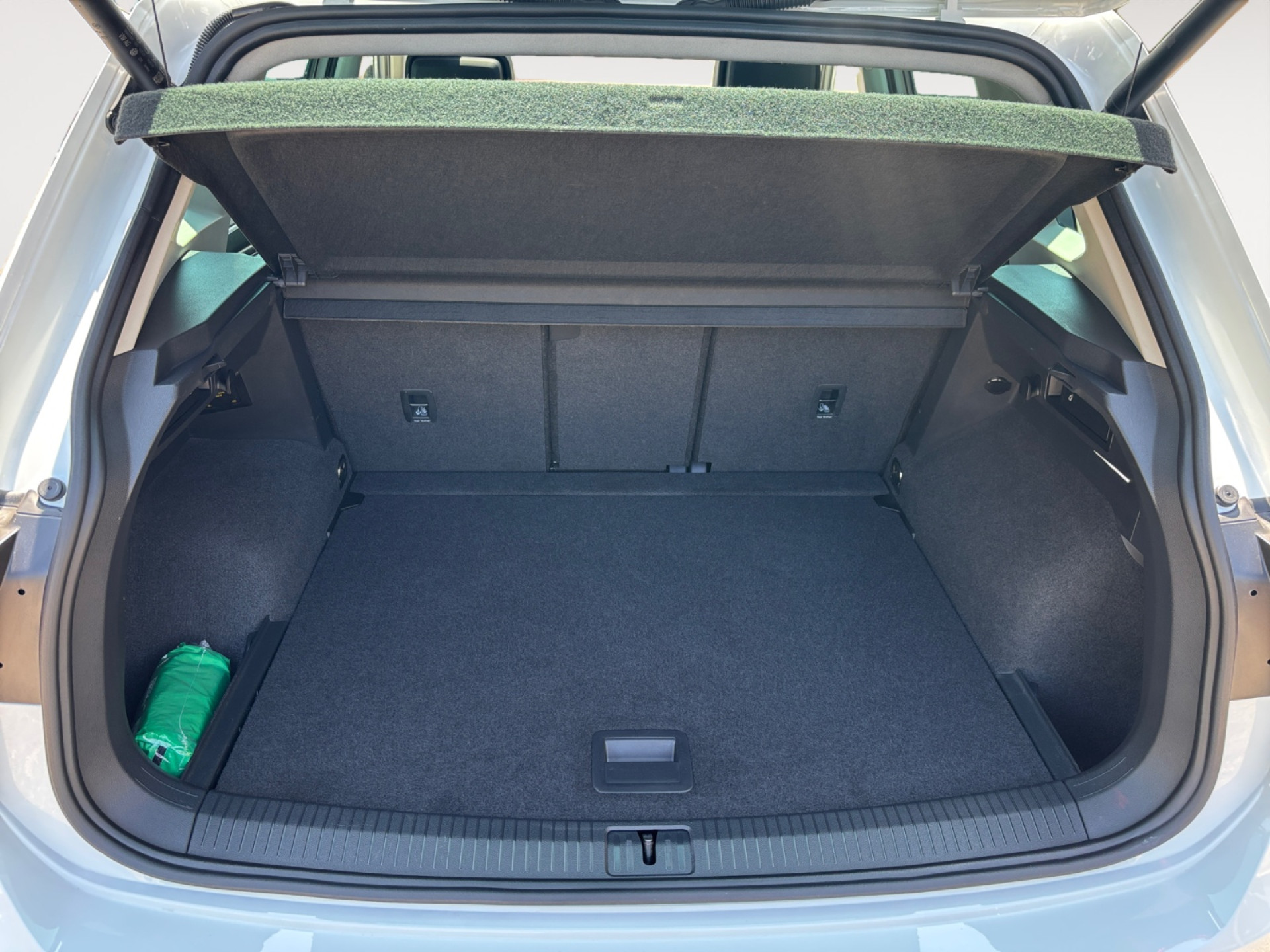 Tiguan 2.0TDI DSG +LEDER+AHK+STANDHEIZUNG+