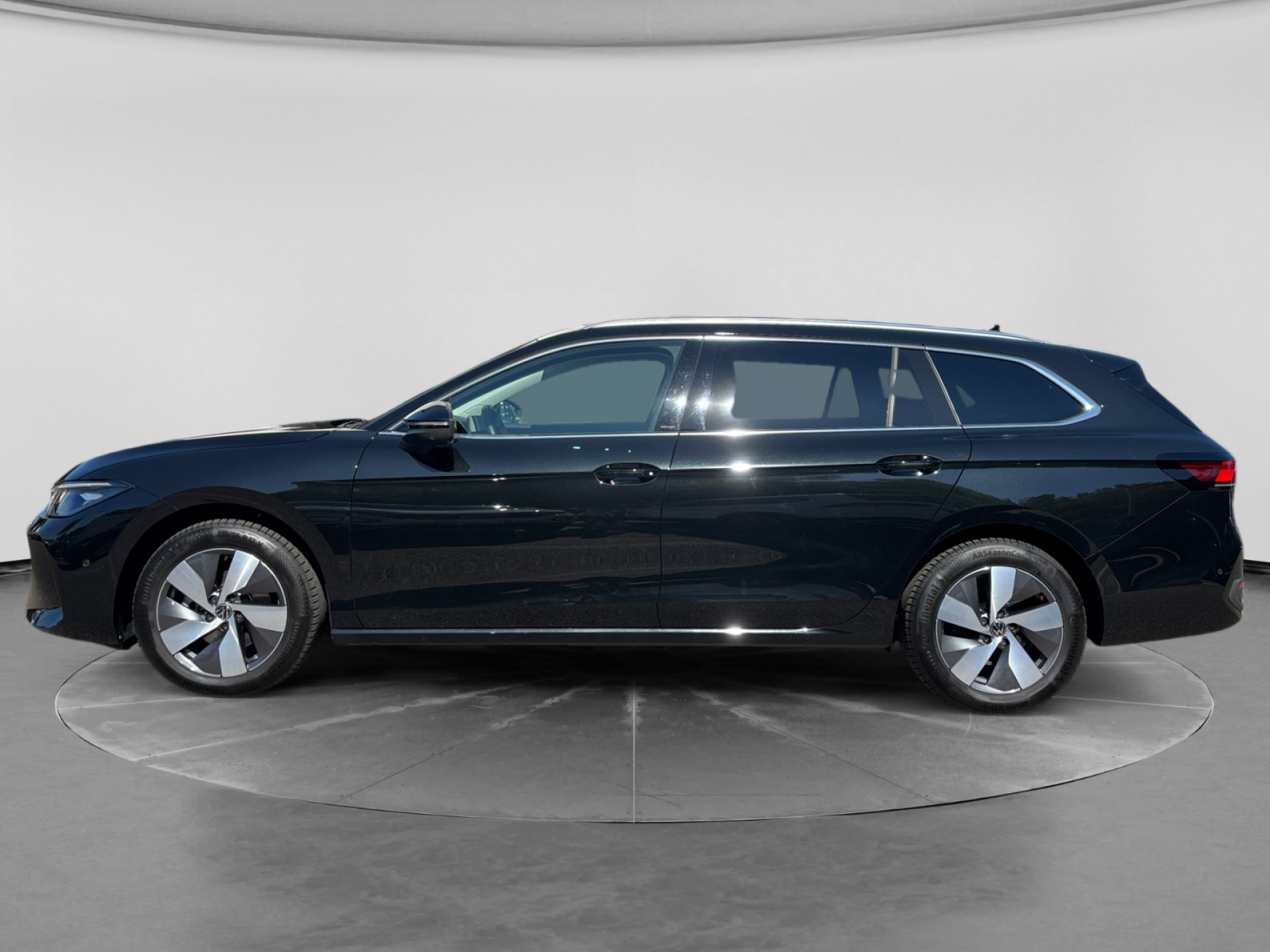Passat Variant 1.5TSI DSG +AHK+EL.SITZE+AREA-VIEW