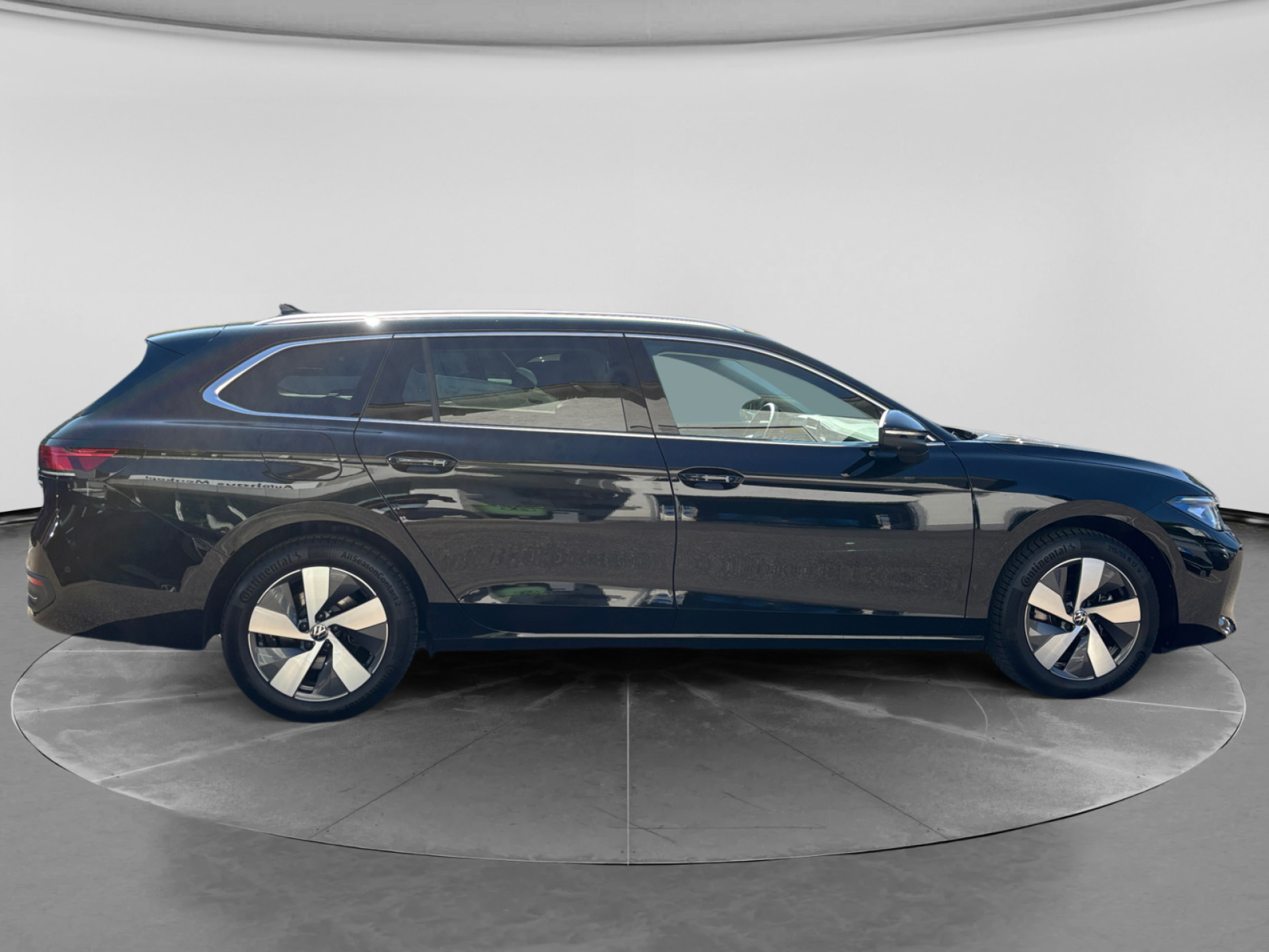 Passat Variant 1.5TSI DSG +AHK+EL.SITZE+AREA-VIEW