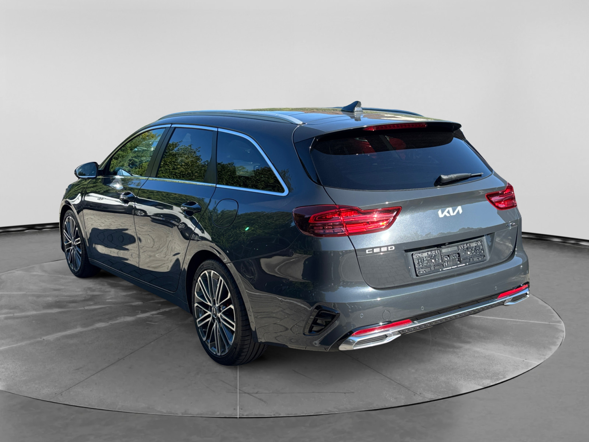 Ceed 1.5 GT Line +PANO+LEDER+EL.SITZ+