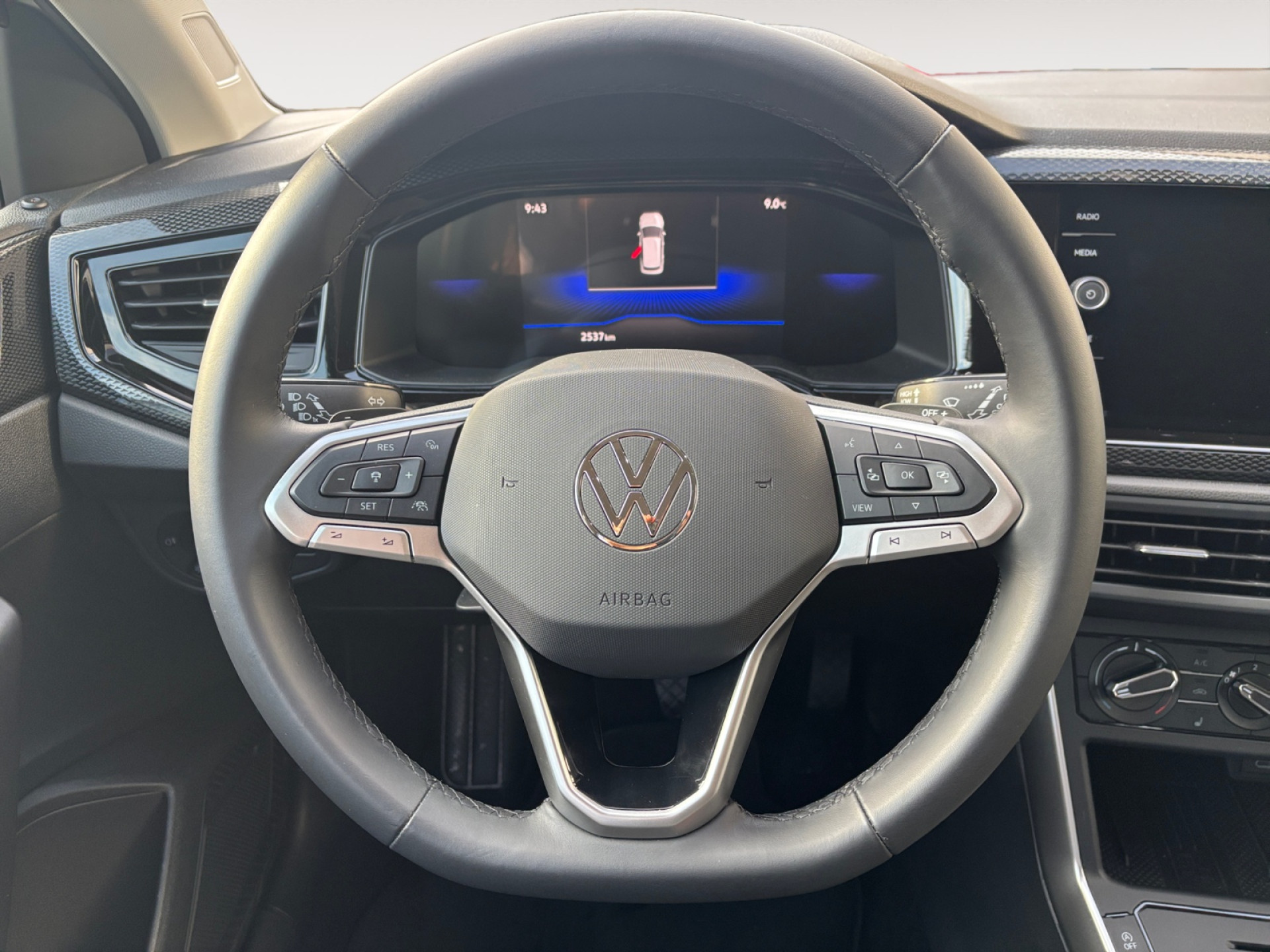 Taigo 1.0TSI DSG Life +IQ.DRIVE+RFK+4SEASON+