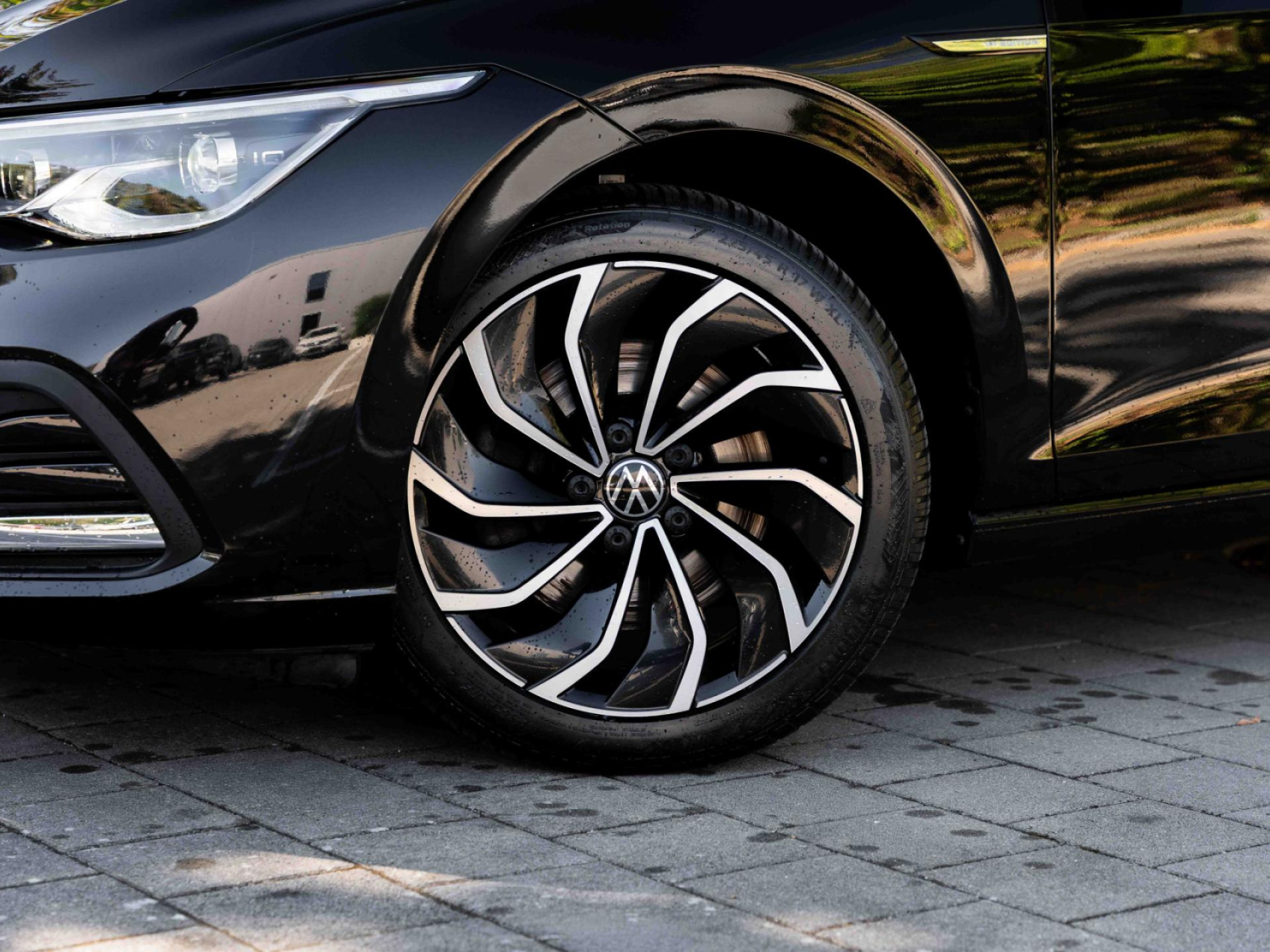 Golf VIII 1.5TSI Style +PANO+ACC+