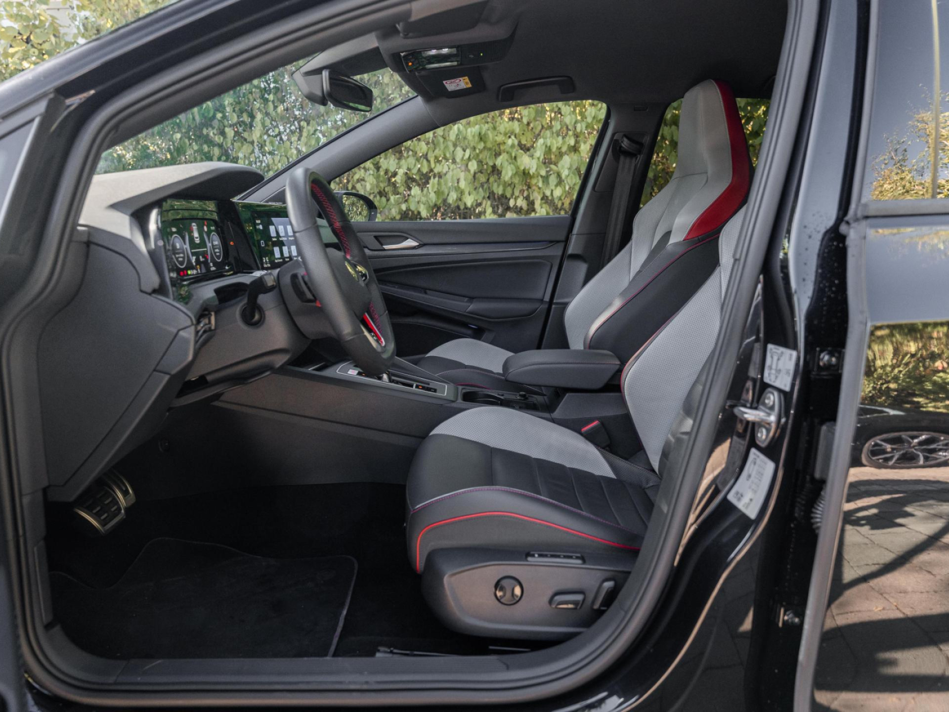 Golf 2.0TSI DSG GTI Clubsport 45+AKRAPOVIC