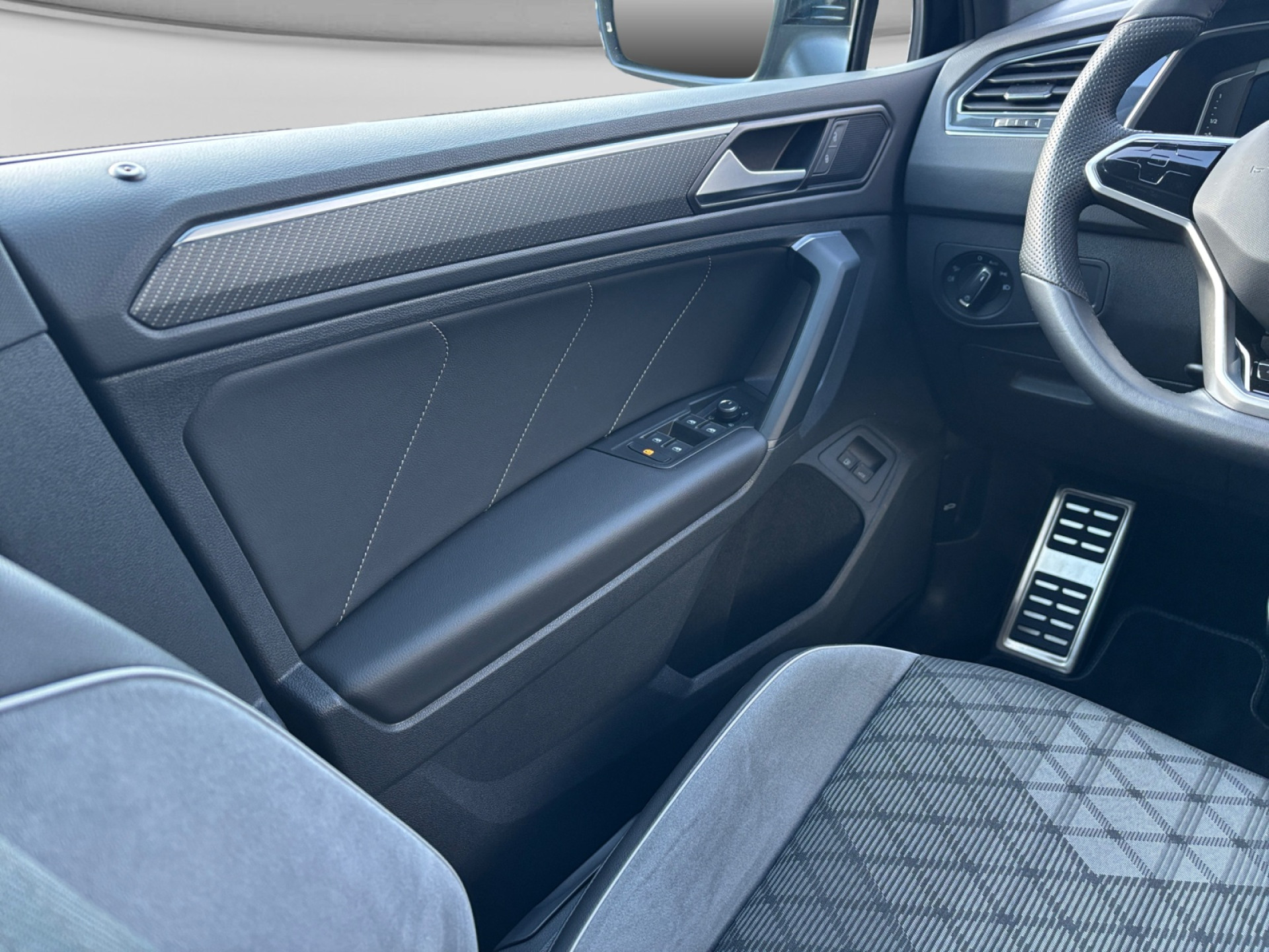 Tiguan 1.4TSI eHybrid R-Line +AHK+20 +